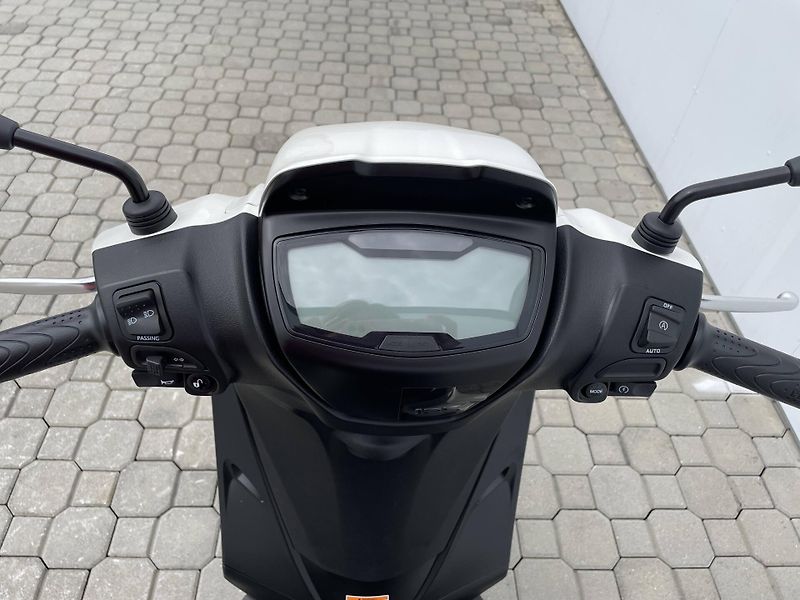 Piaggio (2026) Medley 125 S ABS EU5+ - fotka 8 z 10