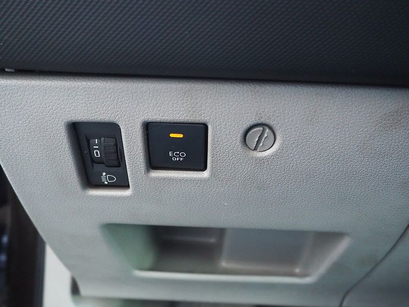 Peugeot 308 (2012) 2.0 HDi Panorama Automat - fotka 19 z 30