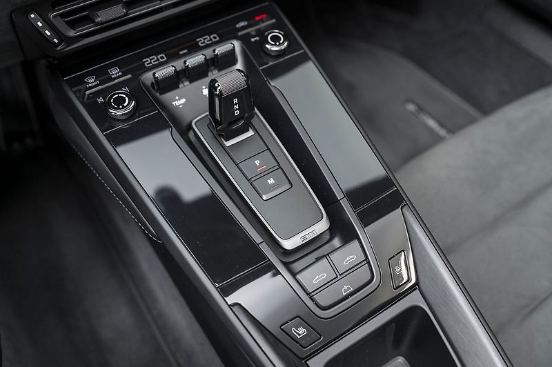 Porsche 911 Carrera GTS Cabriolet/BOSE/PAS - fotka 17 z 23