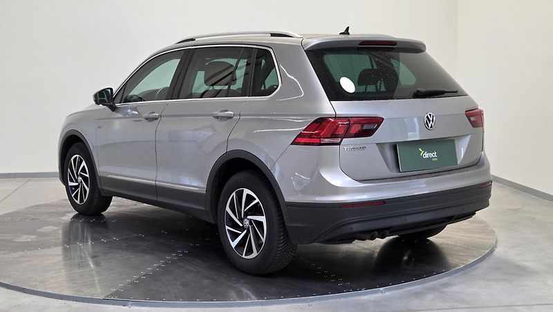 Volkswagen Tiguan - fotka 3 z 6