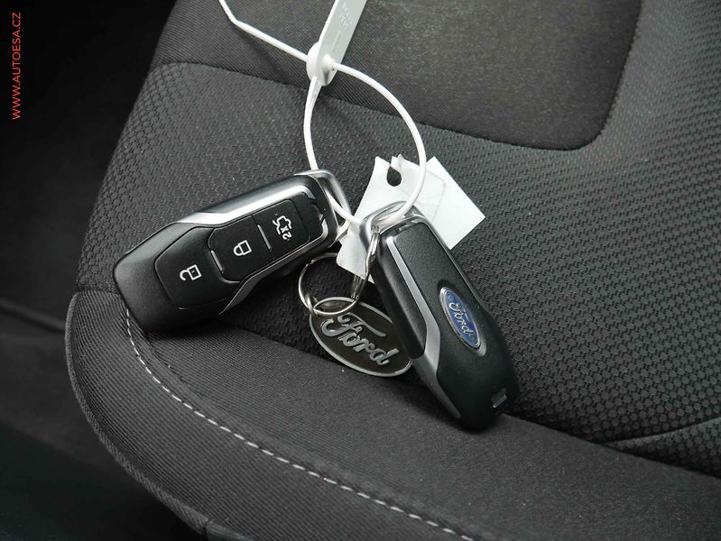 Ford S-MAX (2016) 2.0TDCi, 1.maj,ČR, AT, LED - fotka 21 z 22