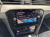 Volkswagen Passat 2,0 TDI R-Line 140kW - náhled 46