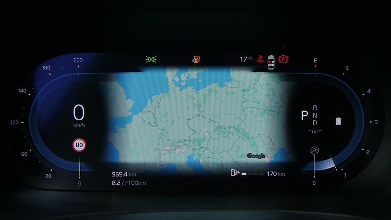 Volvo V90 B4 AWD Diesel Momentum - fotka 13 z 23