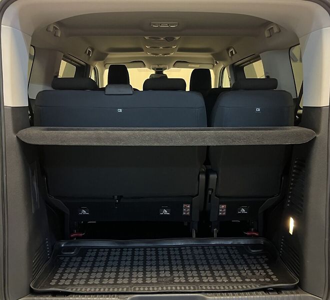 Toyota ProAce Verso 2,0D AT Shuttle Business Premi - fotka 18 z 18