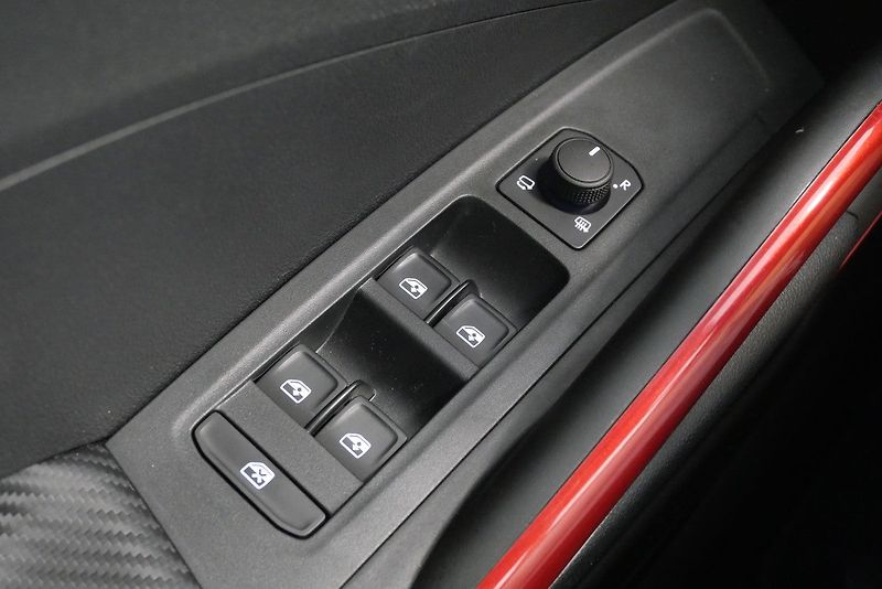 Škoda Fabia - fotka 12 z 23