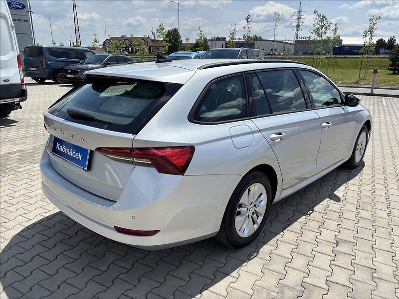 Škoda Octavia 2,0 TDI 85kW Ambition - fotka 5 z 38