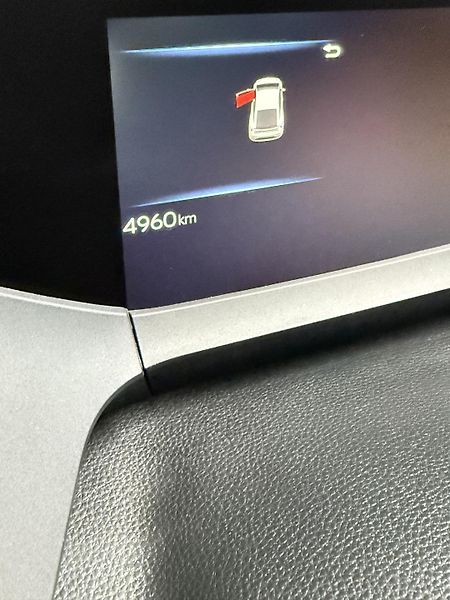 Toyota Prius (2026) PHEV 2.0 PlugIn hybrid  - fotka 7 z 10