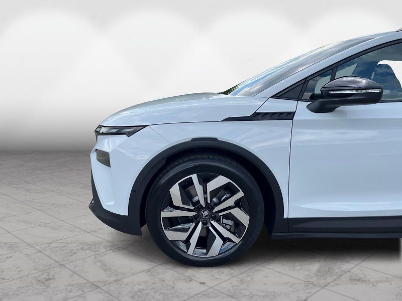 Škoda Elroq SPORTLINE 85 210/82 E1H - fotka 10 z 26