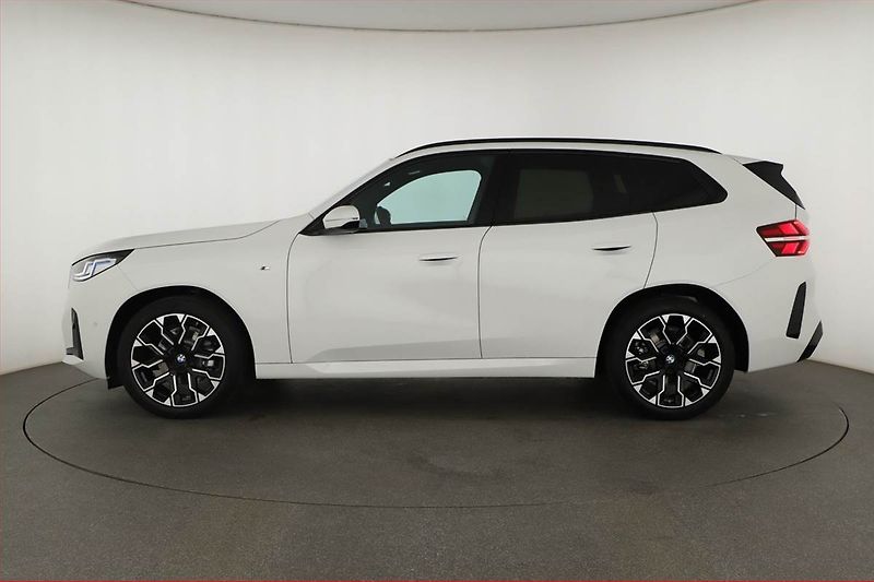 BMW X3 (2025) 20d xDrive - fotka 3 z 29