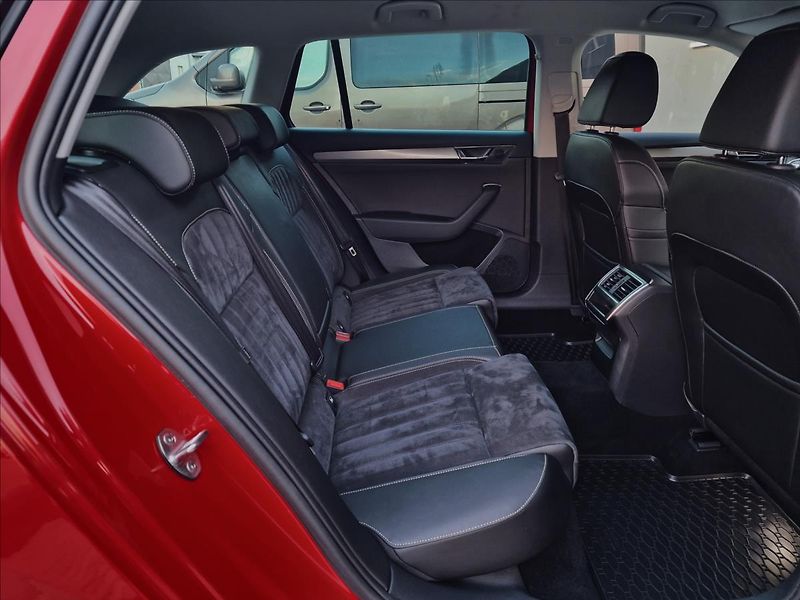 Škoda Superb 2.0 TDI 110kW Style,ČR,1.Maj. - fotka 15 z 50