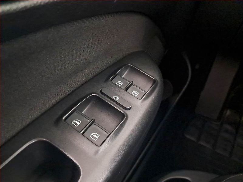 Škoda Octavia (2008) 2.0 TDI, po STK, jezdí výborně - fotka 15 z 17