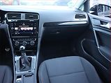 Volkswagen Golf (2018) 1.0 TSI, Navi, Tempomat - náhled 8