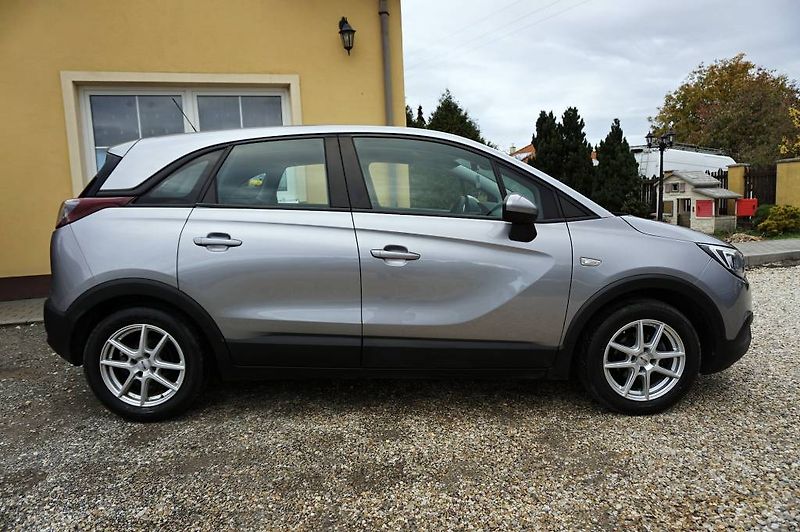Opel Crossland X (2021) 1,2i 61 kW - fotka 3 z 43