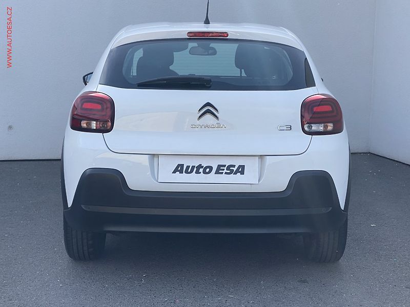 Citroën C3 (2019) 1.2PT, Navi, AC, park.čidla - fotka 5 z 16