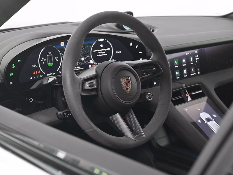 Porsche Taycan GTS Sport Turismo Pano InnoDri - fotka 8 z 15