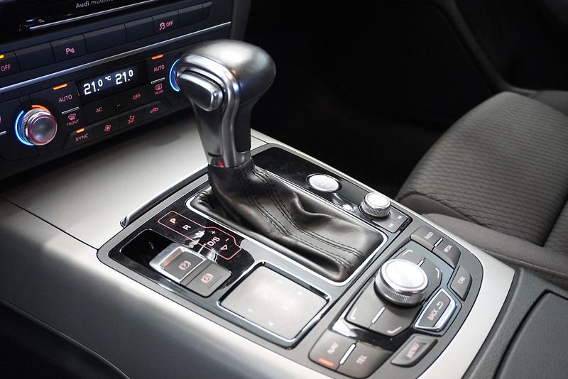 Audi A6 2,8 FSI QUATTRO AUTOMAT - fotka 14 z 34