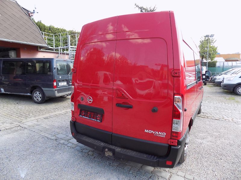 Opel Movano 2,3 CDTI 120 KW L2H2 DC, 7 SED - fotka 12 z 39
