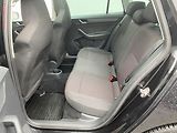 Škoda Rapid (2015) 1.6 TDi, Sport, xenon, panor - náhled 10