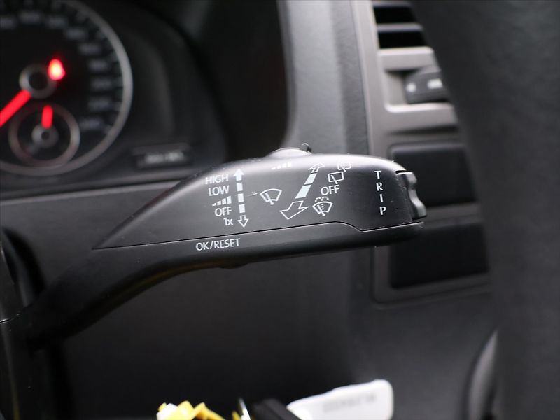Volkswagen Multivan 2,0 TDI 103KW 7 Míst - fotka 16 z 27