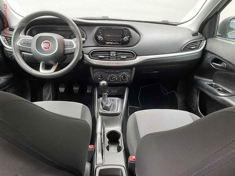 Fiat Tipo (2019) 1.4, +kola - fotka 8 z 19