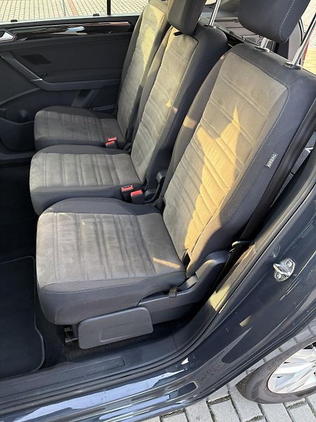Volkswagen Touran (2018) 2.0 TDi Highline - fotka 10 z 16