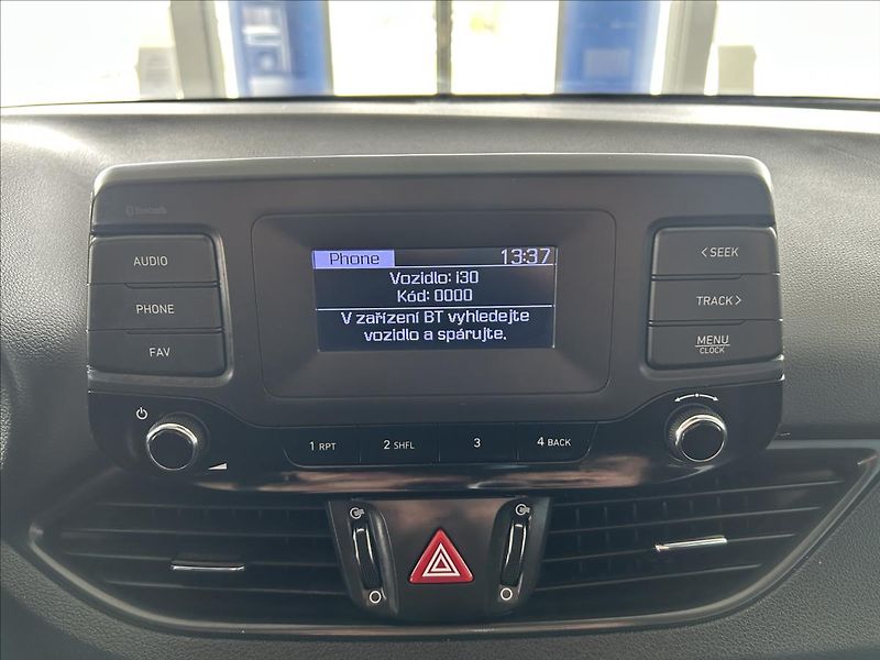 Hyundai i30 1,0   TGDI,ČR,1.MAJITEL,SERVIS - fotka 15 z 22