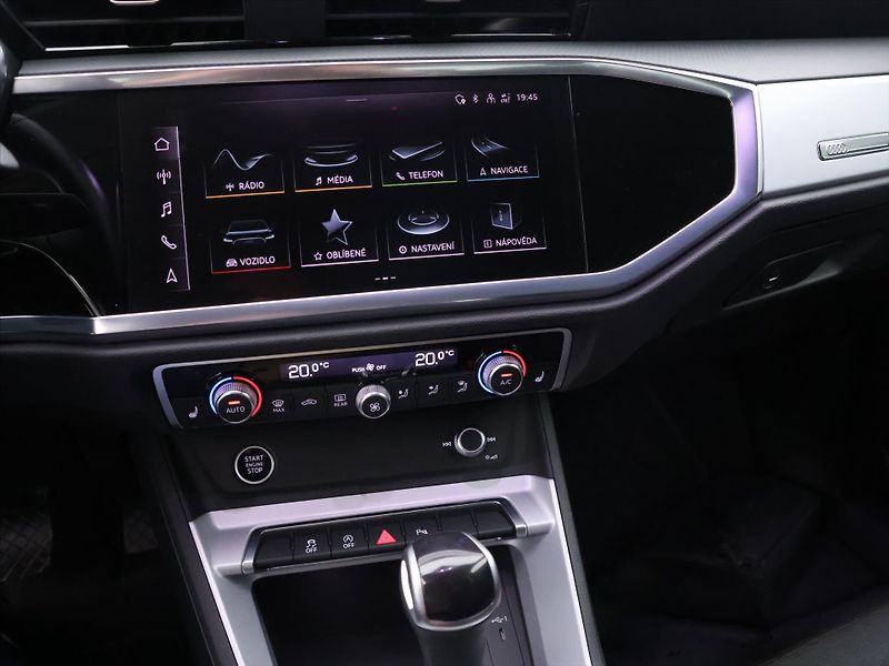 Audi Q3 1,5 35 TFSI S tronic S line CZ - fotka 24 z 36