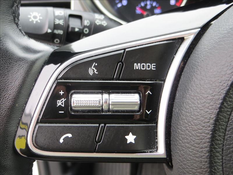 Kia Ceed 1,5 T-GDI 118kW SW Top AUT ČR - fotka 21 z 26