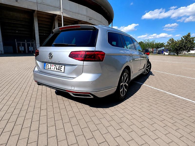 Volkswagen Passat (2020) - fotka 4 z 18