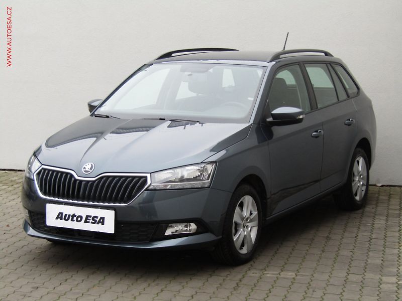 Škoda Fabia (2022) 1.0 TSi, 2.maj,ČR, Ambition - fotka 3 z 3
