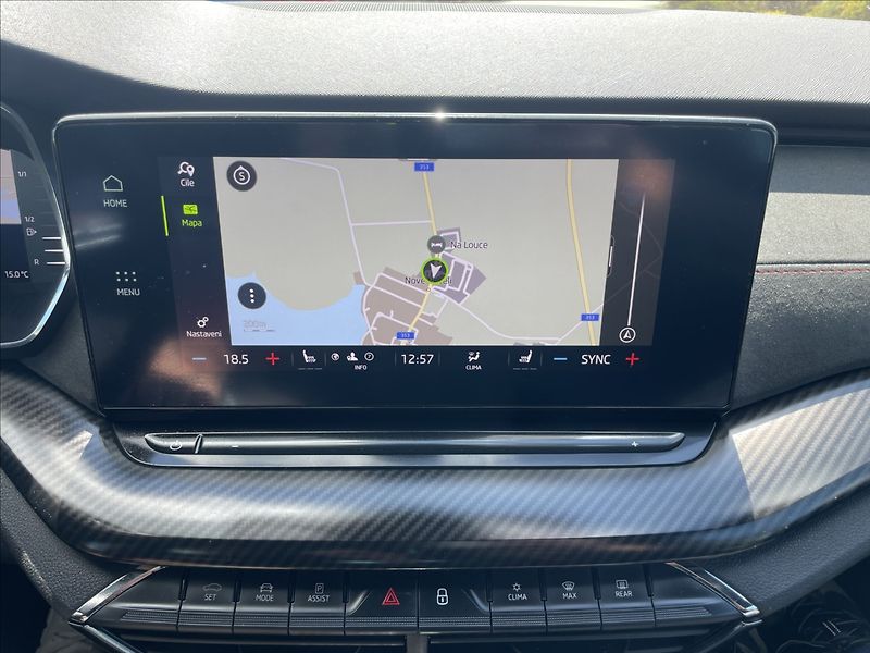 Škoda Octavia 2,0 TSi 180kw RS DSG Style Plu - fotka 19 z 39
