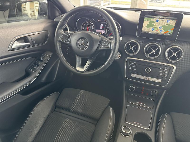 Mercedes-Benz Třídy A (2018) A180d NAVIGACE LED KAMERA - fotka 19 z 27