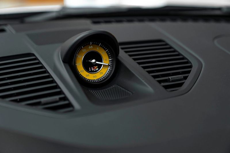 Porsche 911 Turbo S - fotka 11 z 22