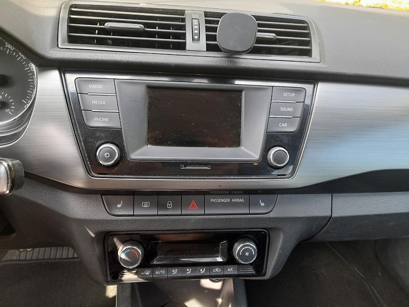 Škoda Fabia (2015) 1.4TDI(77kW),tažné,STK 8/2028 - fotka 9 z 19