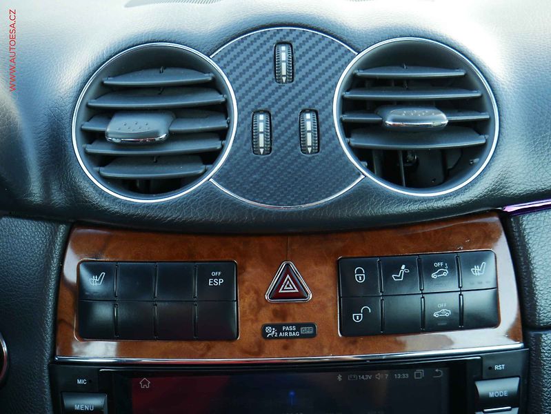 Mercedes-Benz CLK (2005) 2.7CDi, AC, kůže - fotka 14 z 18