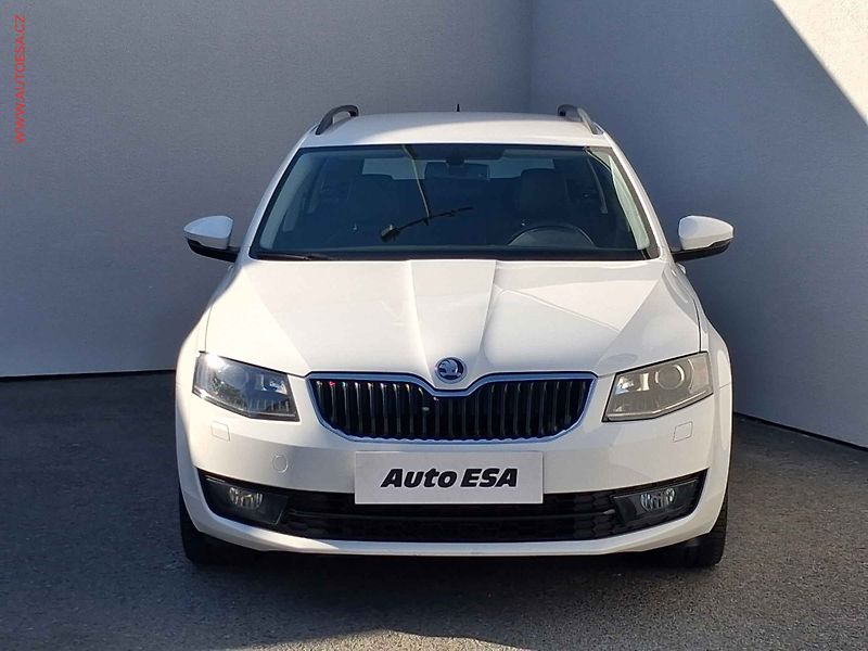 Škoda Octavia (2013) 1.6 TDi, Elegance, DSG, TZ - fotka 2 z 17