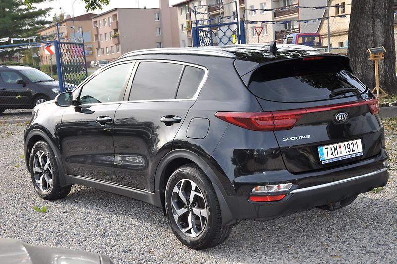 Kia Sportage 1.6CRDi 100kW Automat - fotka 4 z 23