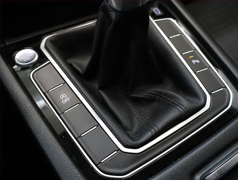 Volkswagen Passat (2019) 1.5 TSI, Tempomat - fotka 20 z 25