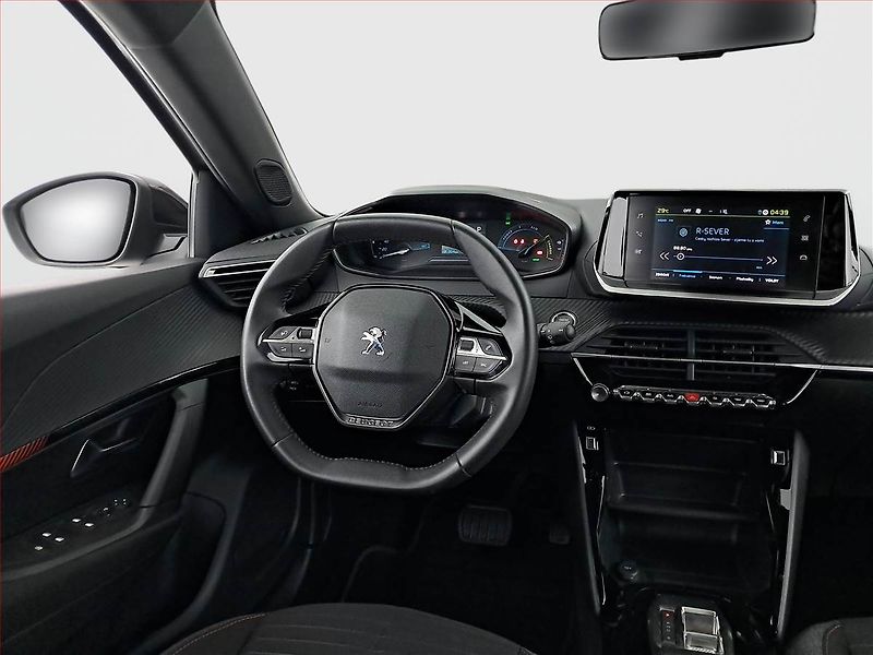 Peugeot 2008 (2023) Active 50 kWh, SoH 100% - fotka 7 z 20