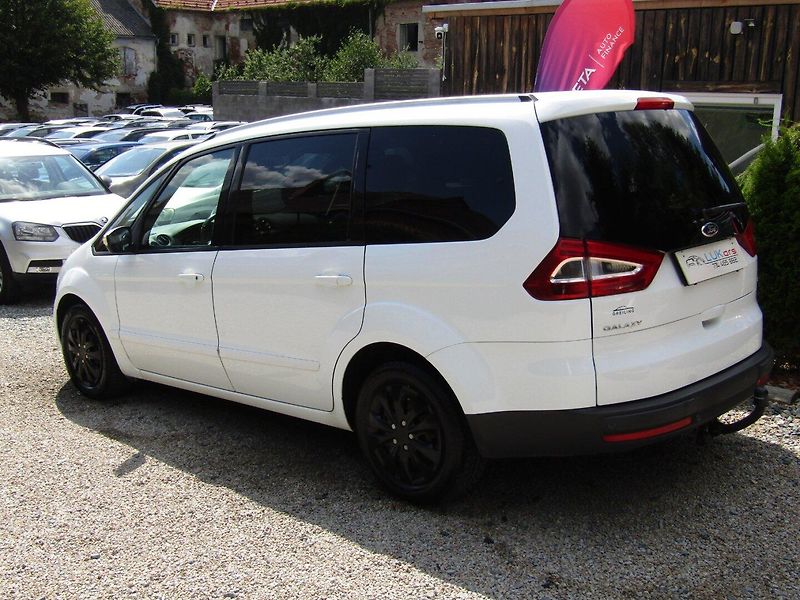 Ford Galaxy (2013) 1.6 TDCi  ZIMNÍ + LETNÍ PNEU - fotka 5 z 34