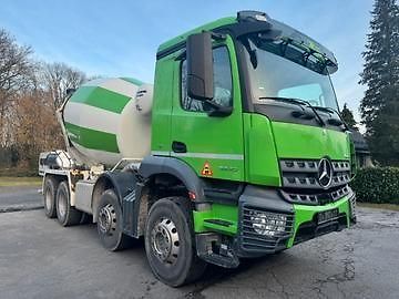Mercedes-Benz (2018) Arocs 3240 8x4 MIX 9m3 - fotka 3 z 27