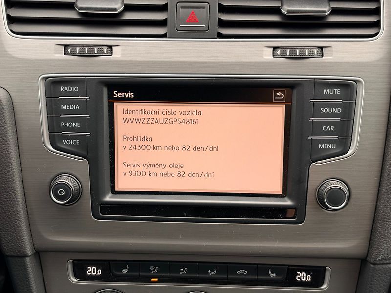 Volkswagen Golf (2015) Variant 1.6TDI 4Motion 81kW - fotka 20 z 37