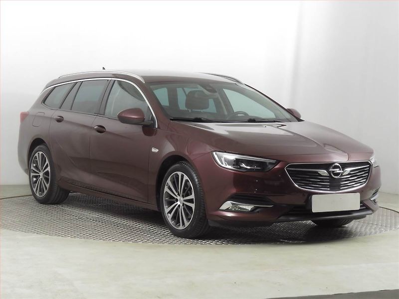 Opel Insignia (2019) 2.0 CDTI, 4X4, Navi, Tempomat - fotografie inzerátu