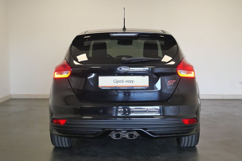 Ford Focus - fotka 6 z 22