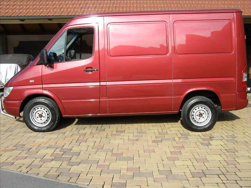 Mercedes-Benz Sprinter 2,2 213CDI/30 KAWA 2.8t - fotka 2 z 15