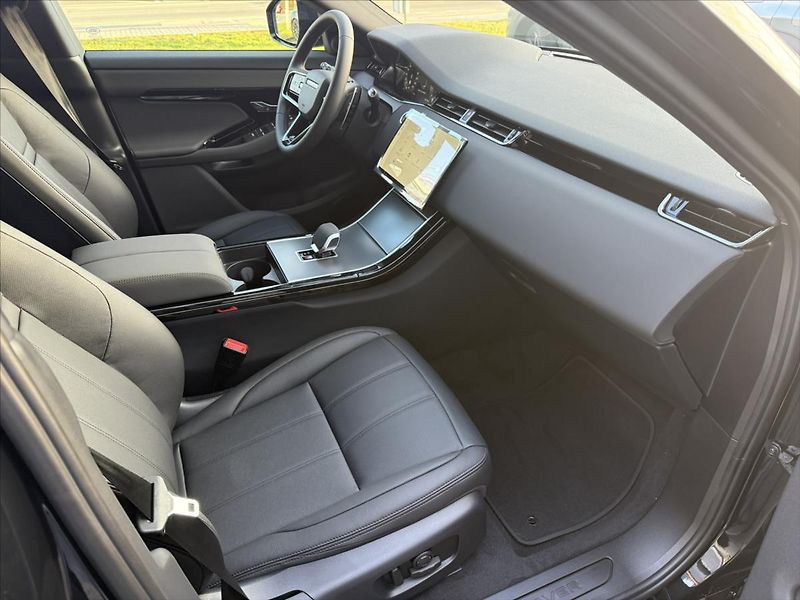 Land Rover Range Rover Evoque (2025) 2,0 S D165 - fotka 21 z 28