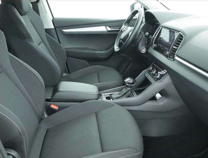 Škoda Karoq (2022) Ambition 2.0 TDI - fotka 9 z 23