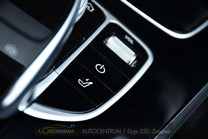 Mercedes-Benz Třídy E 220d 143kW ALLTERRAIN  - fotka 37 z 58