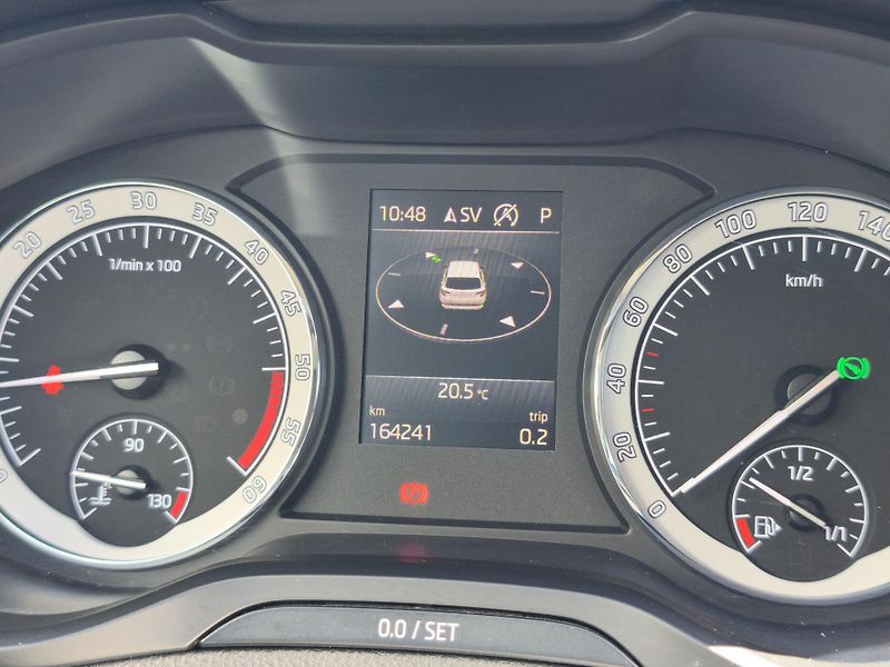 Škoda Karoq 2018 ČR 1.6 TDI DSG STYLE  - fotka 10 z 34