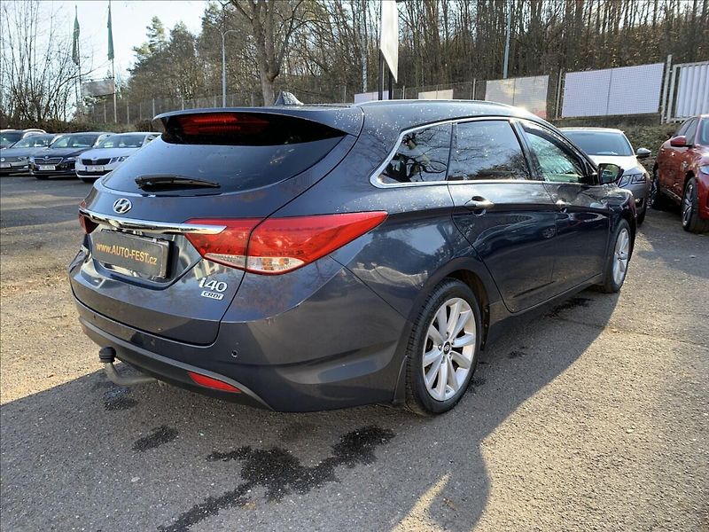 Hyundai i40 1,7 CRDI STYLE,AUTOMAT,ČR,SERV - fotka 8 z 20